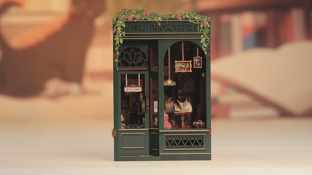 Book Nook DIY Kit: Ugglans Bokhandel